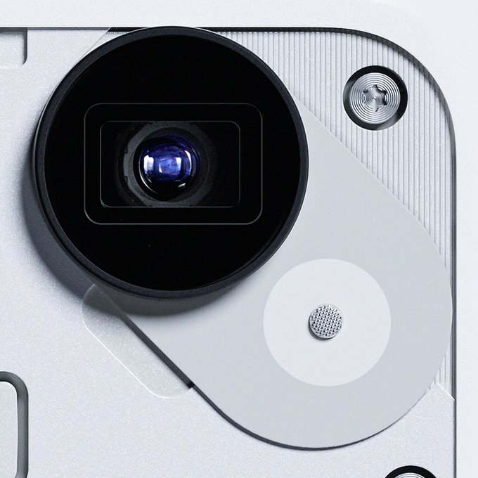 Nothing Phone 3의 50MP 카메라